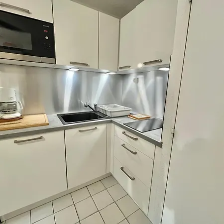 Apartment Pres Des Plages Avec Garage Prive - 4 Pers - Fr-1-716-83